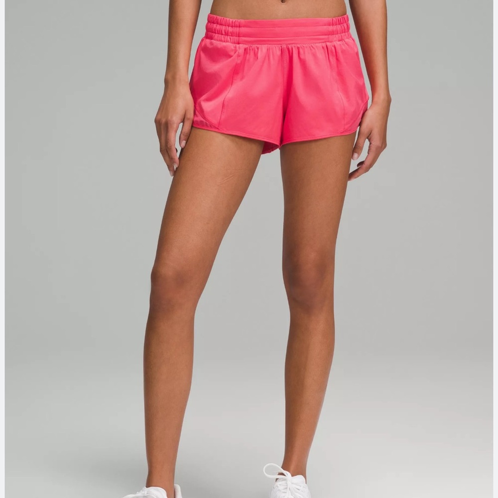 Lululemon Hotty Hot Low Rise Shorts